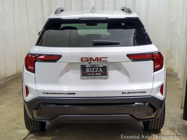 Used 2026 GMC Terrain Elevation w/ Elevation Premium Package AWD/4WD image 8