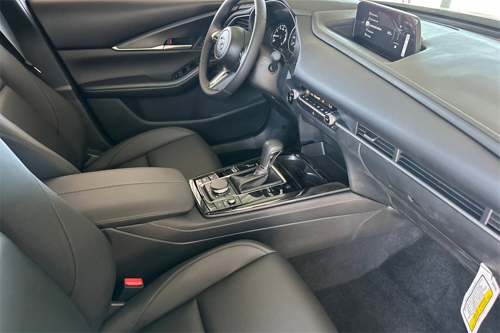 New 2025 MAZDA CX-30 AWD 2.5 S w/ Select Sport Pkg image 16