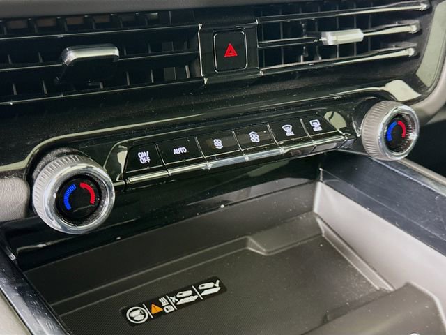 Used 2026 Chevrolet Suburban High Country w/ Sun And Tow Package AWD/4WD image 18