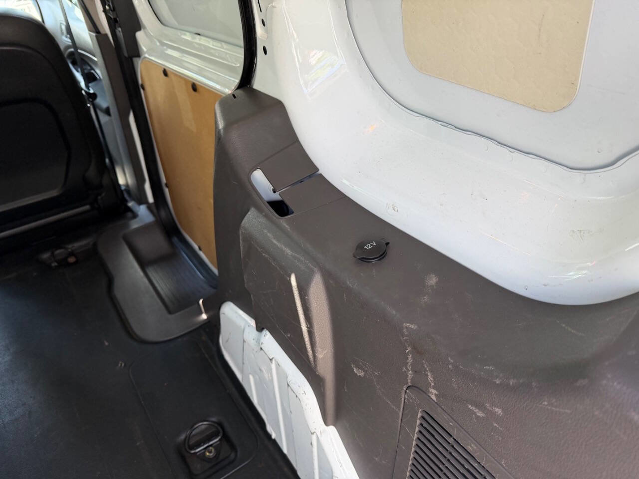Used 2021 Ford Transit Connect XL FWD image 21