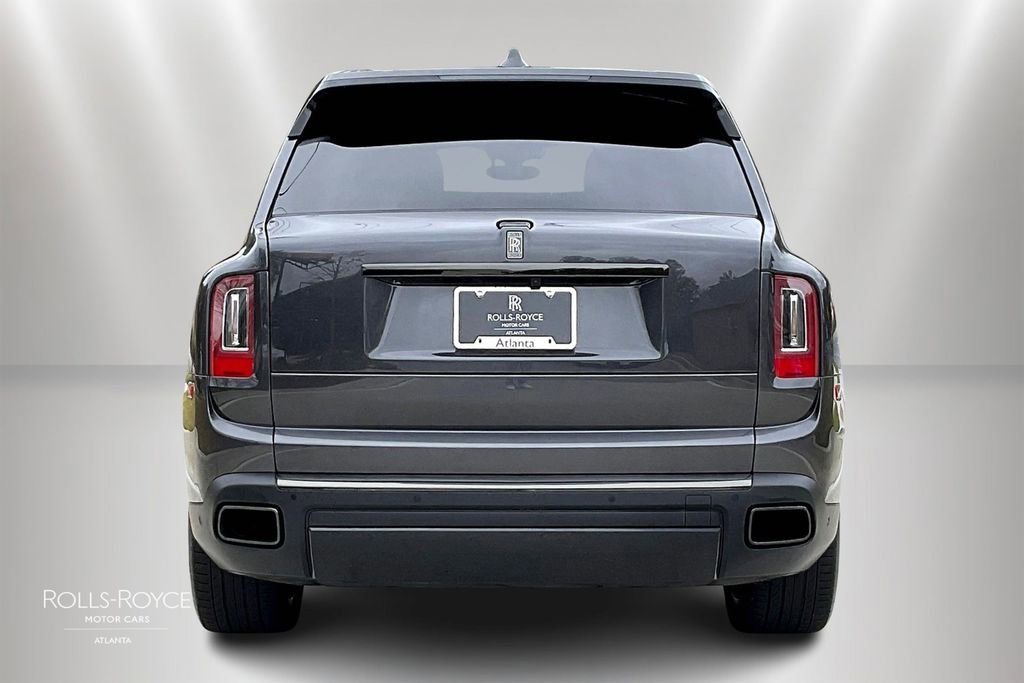 Certified 2022 Rolls-Royce Cullinan Black Badge w/ Dark Exterior Package image 7