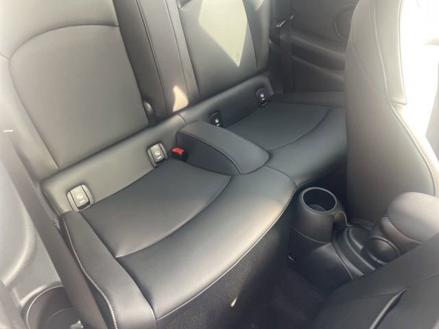 Certified 2024 MINI Cooper SE image 37