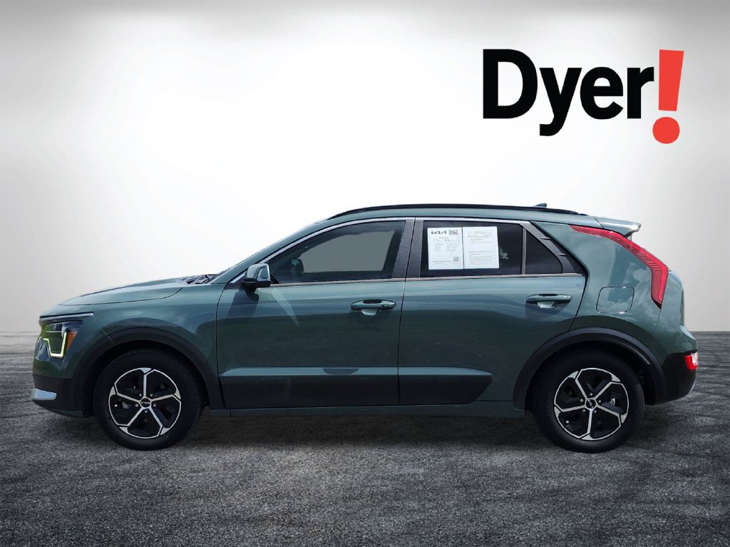 Certified 2023 Kia Niro EX FWD image 7