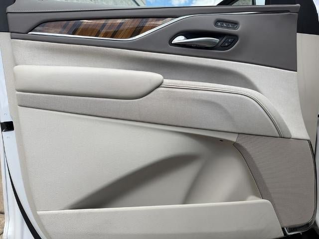 Certified 2024 Cadillac Escalade ESV Sport Platinum AWD/4WD image 10