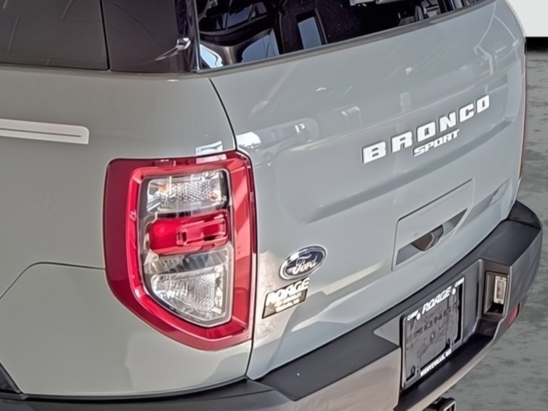 Used 2023 Ford Bronco Sport Heritage image 10