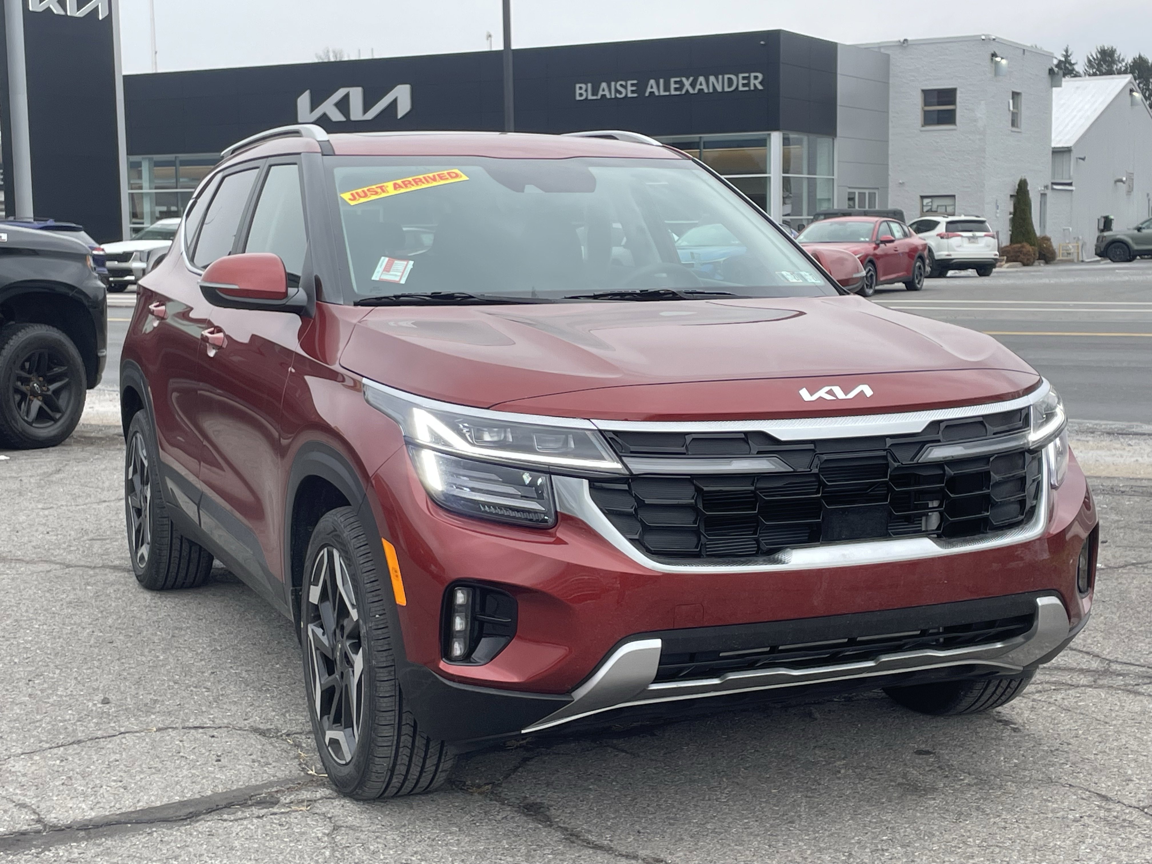 Used 2026 Kia Seltos SX image 1