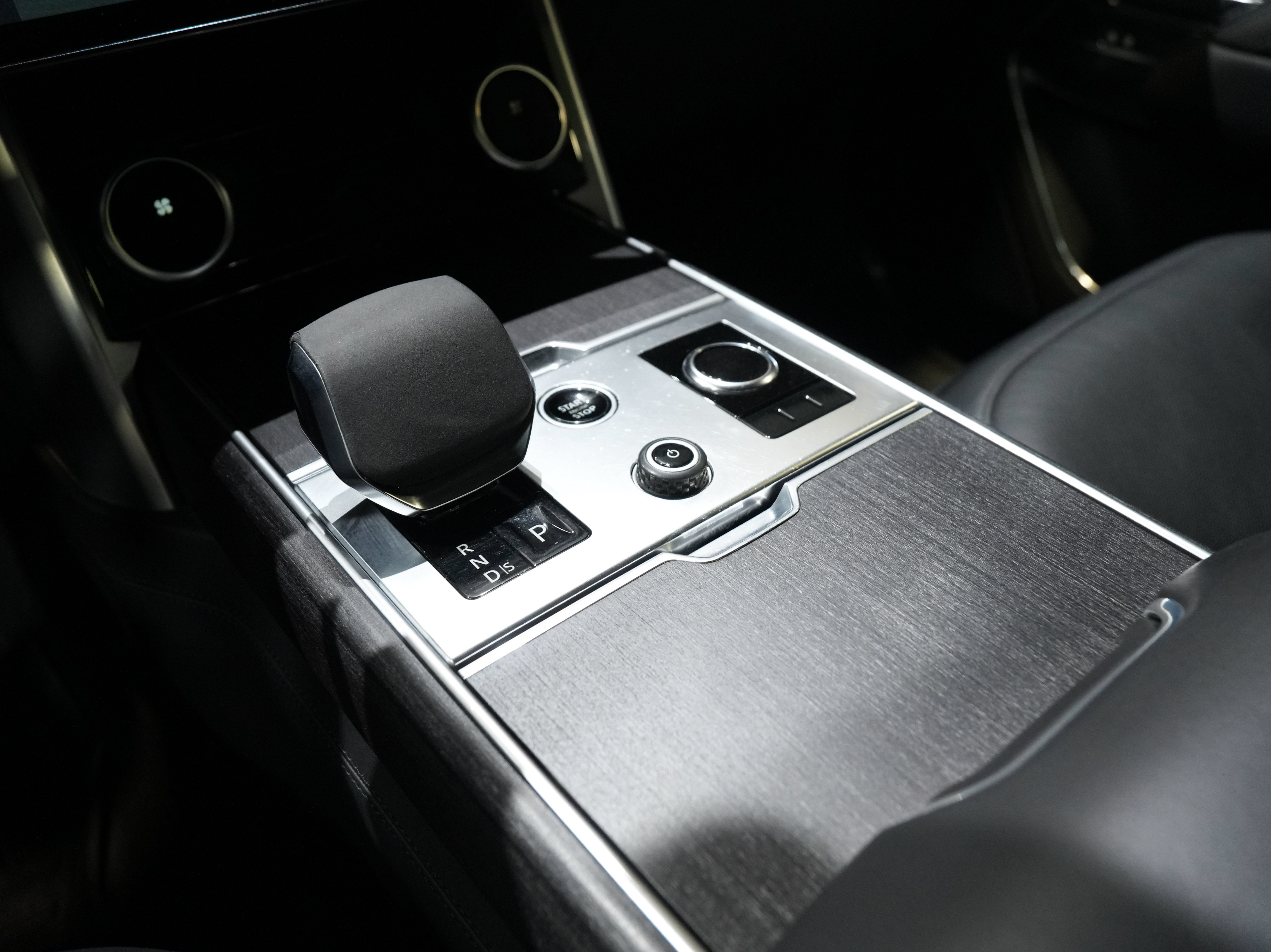 Used 2023 Land Rover Range Rover SE AWD/4WD image 43