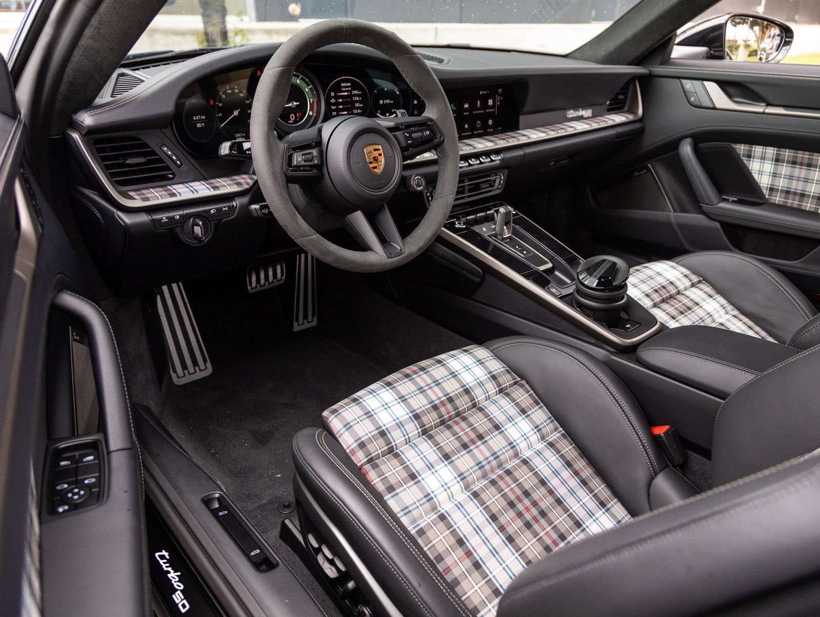 Certified 2025 Porsche 911 Turbo S AWD/4WD image 3
