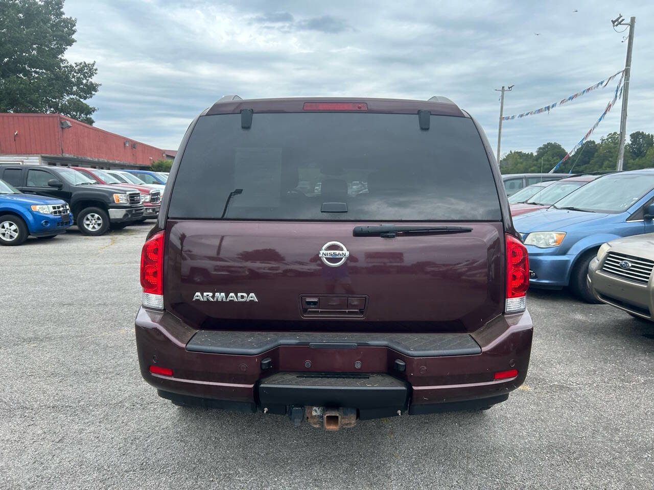 Used 2015 Nissan Armada SV AWD/4WD image 5