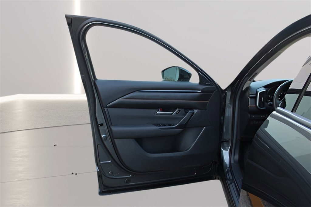 Used 2025 MAZDA CX-50 AWD 2.5 Turbo w/ Premium Pkg image 24