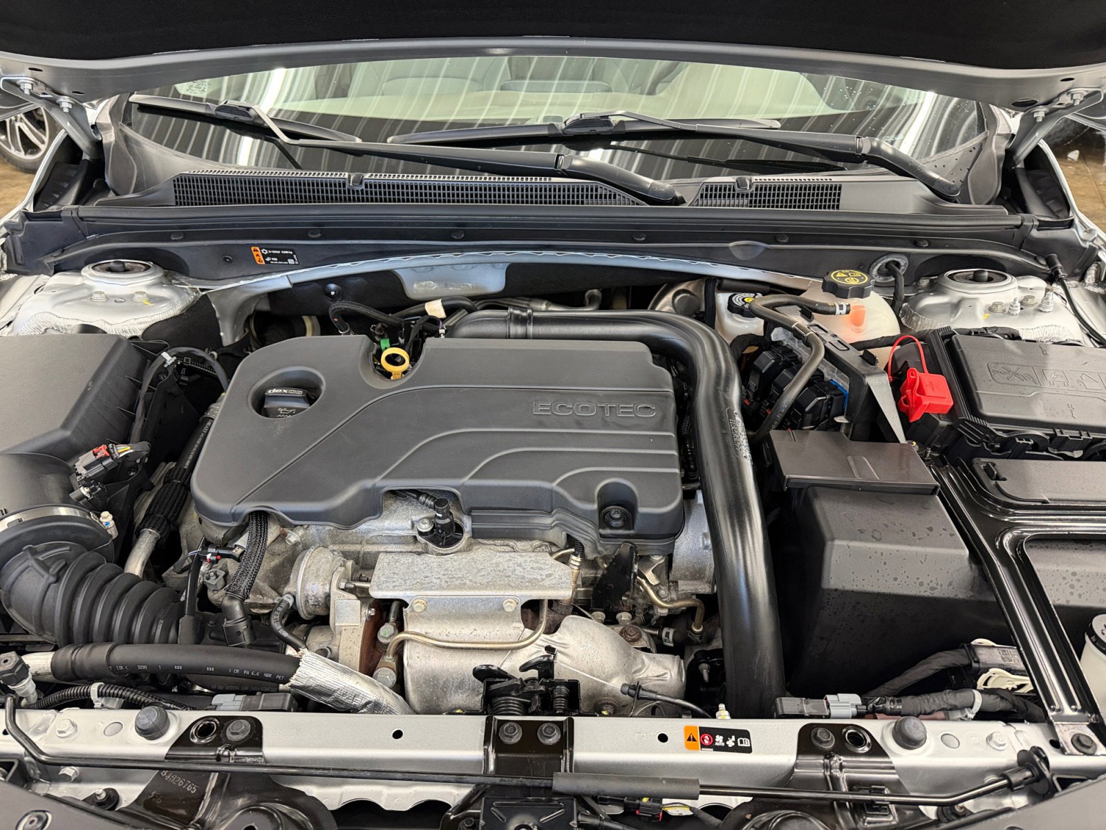 Used 2021 Chevrolet Malibu LT FWD image 29