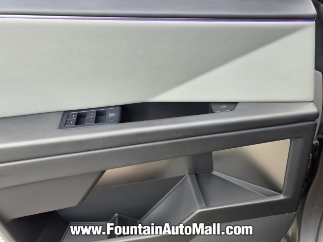 Used 2026 Tesla Cybertruck AWD Crew Cab image 20