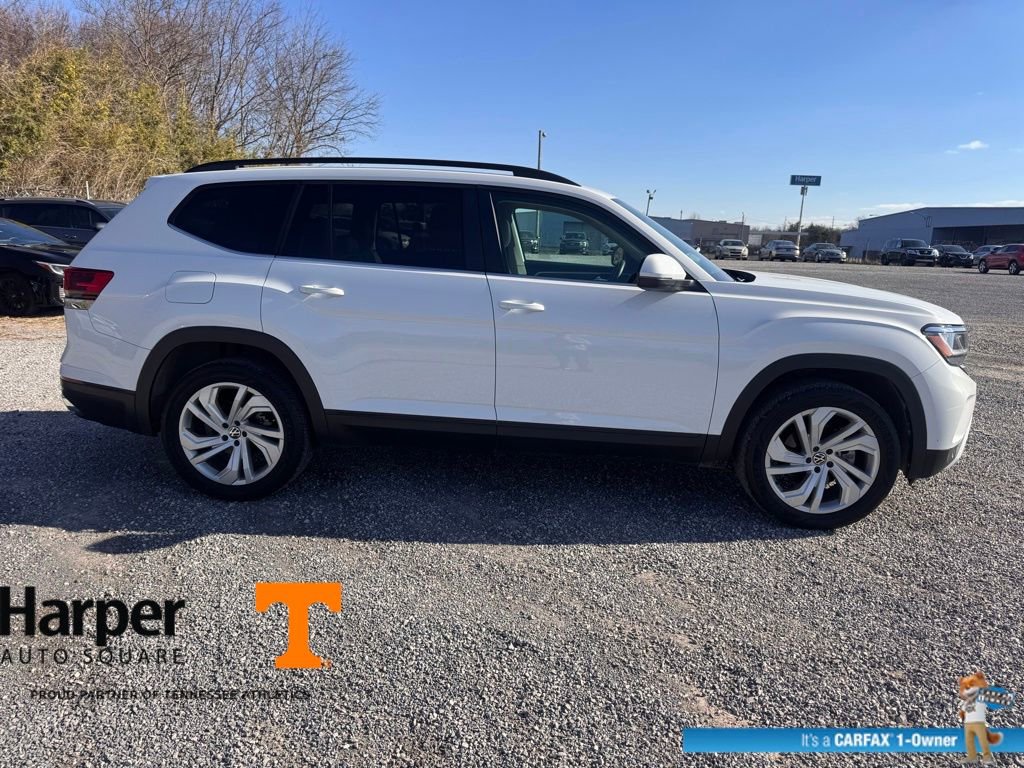 Used 2023 Volkswagen Atlas SE w/ Panoramic Sunroof Package image 6
