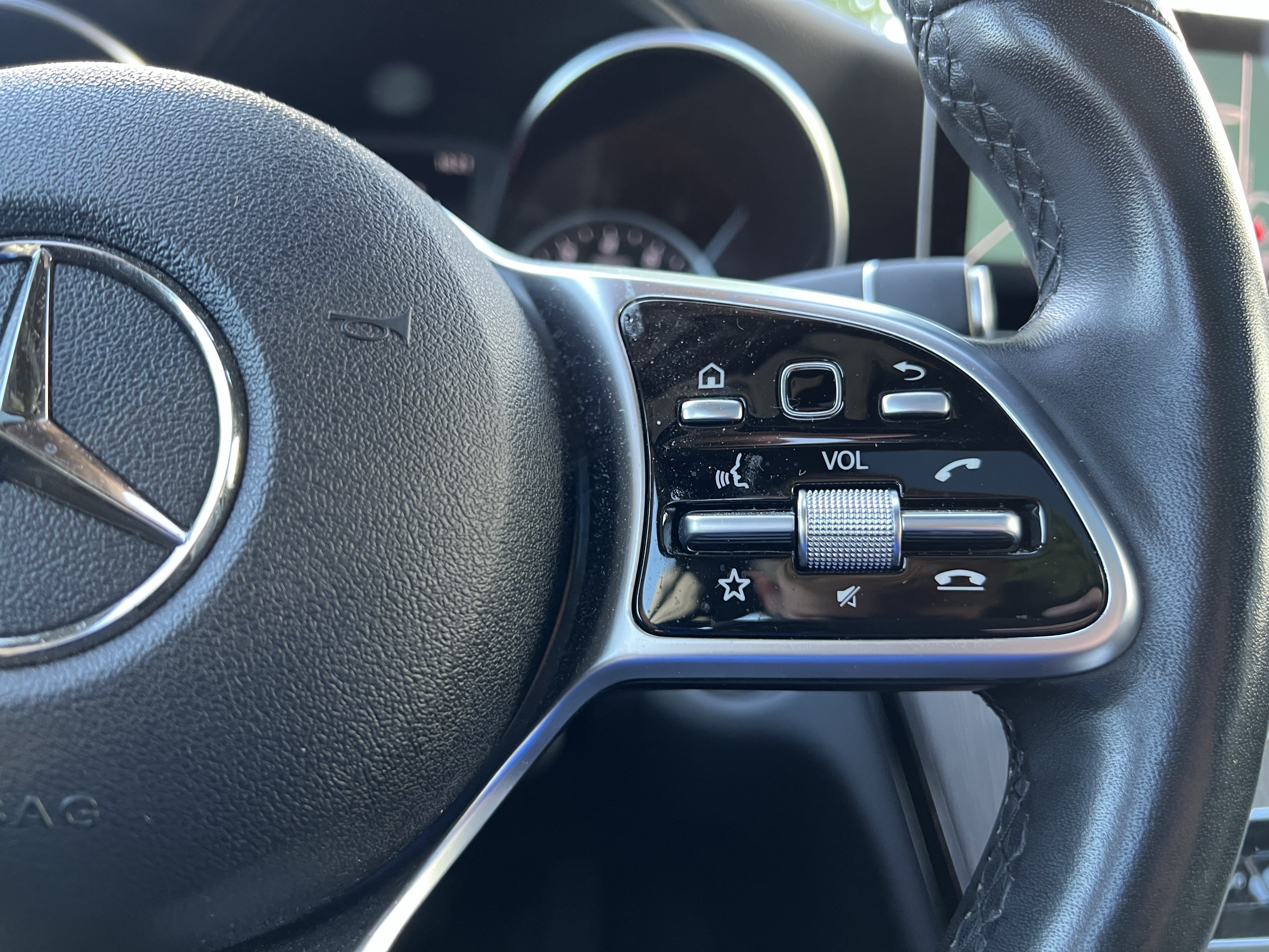 Certified 2019 Mercedes-Benz C 300 4MATIC Sedan image 20