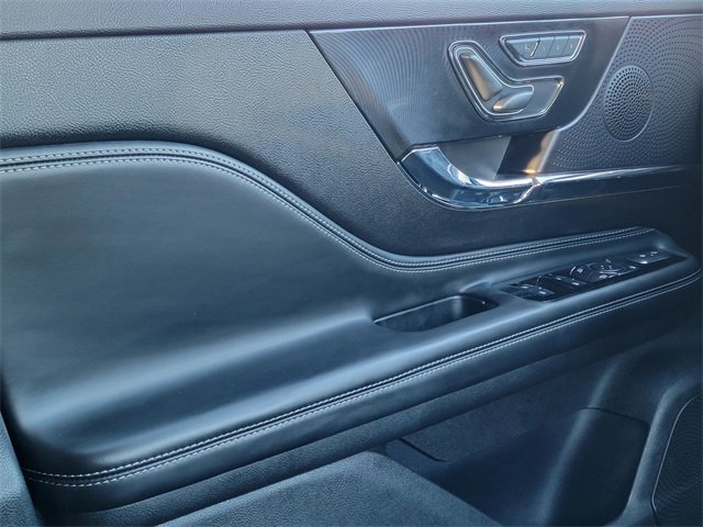 Certified 2024 Lincoln Corsair AWD image 37