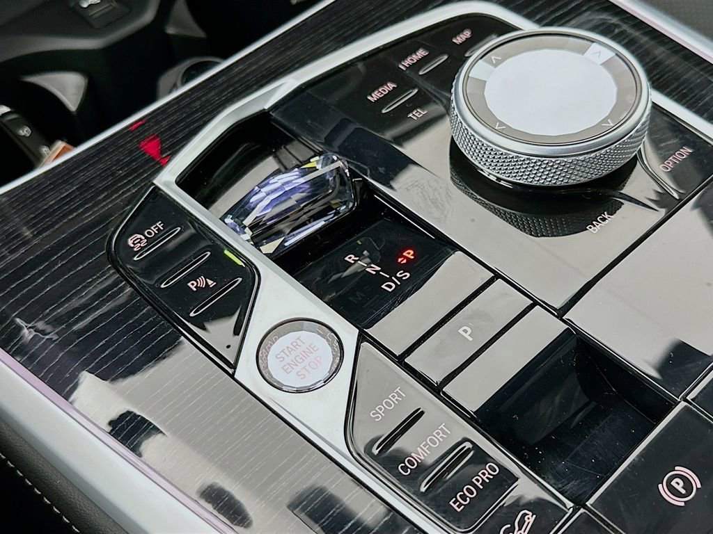 Used 2025 BMW X5 M60i image 21