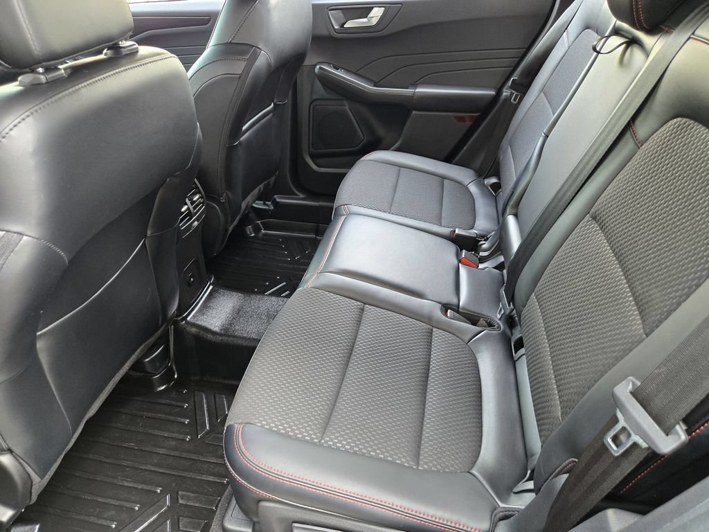 Used 2023 Ford Escape ST-Line w/ Tech Pack #1 FWD image 23
