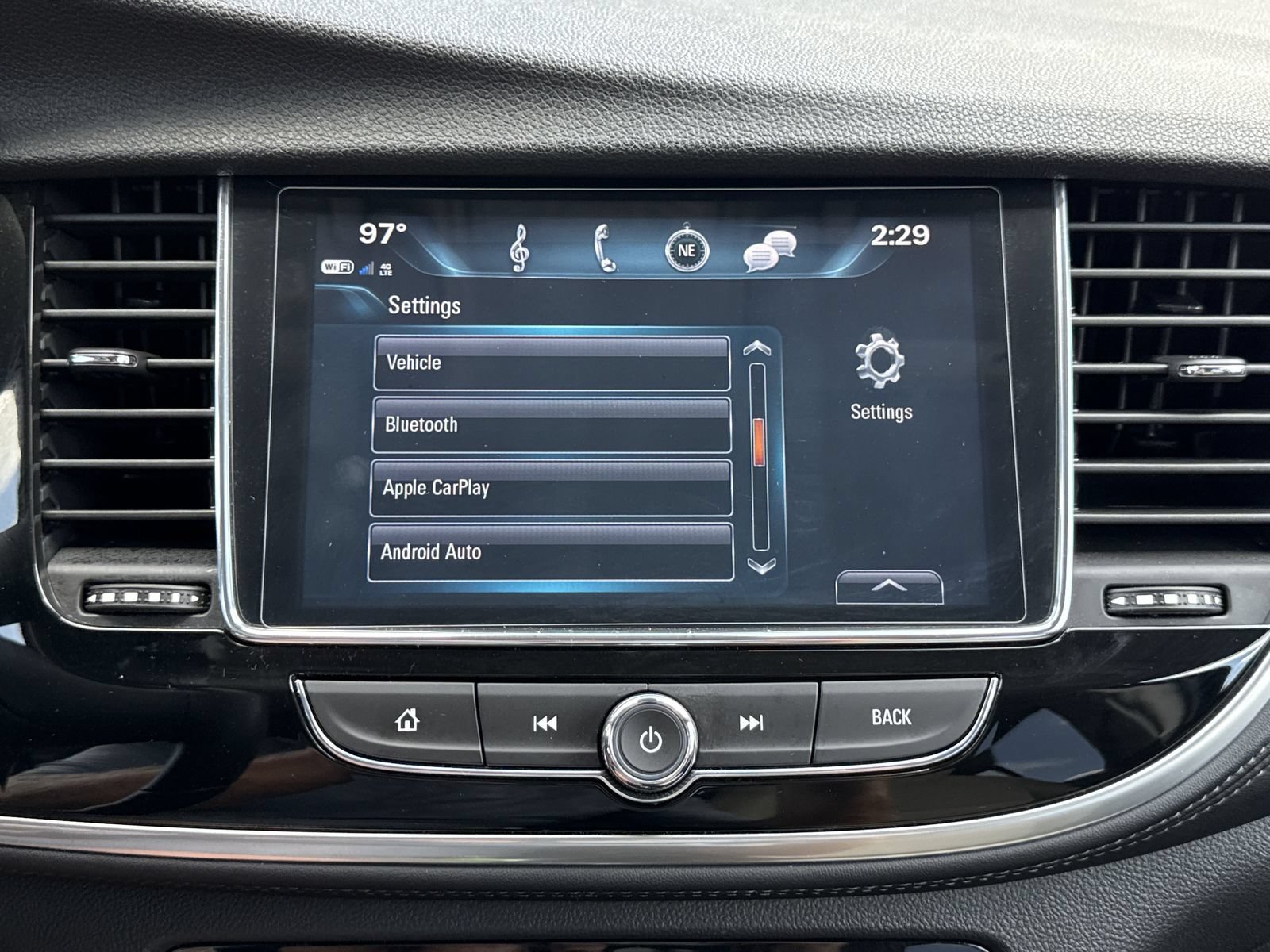 Used 2020 Buick Encore Preferred FWD image 21