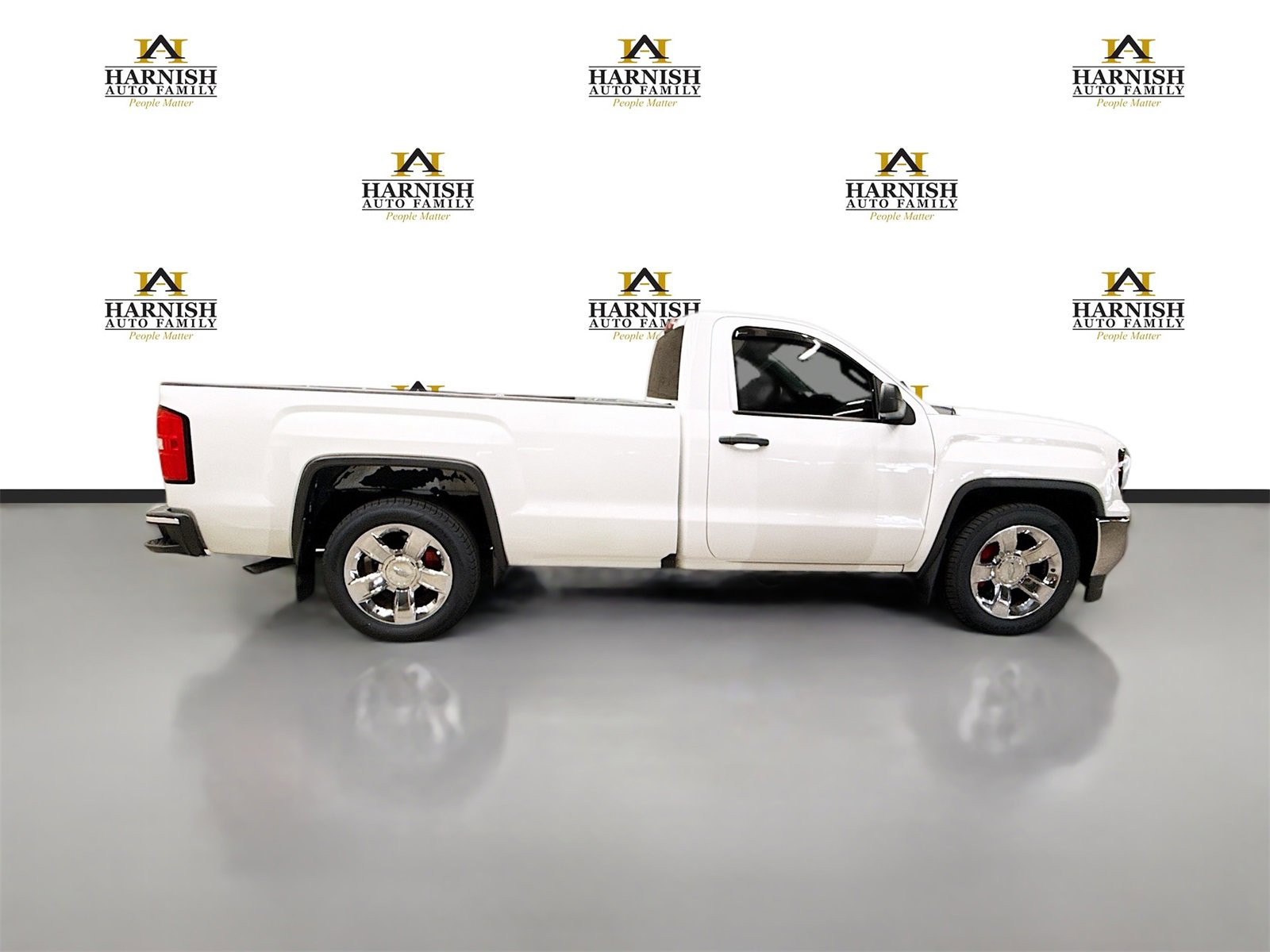 Used 2018 GMC Sierra 1500 2WD Regular Cab image 4