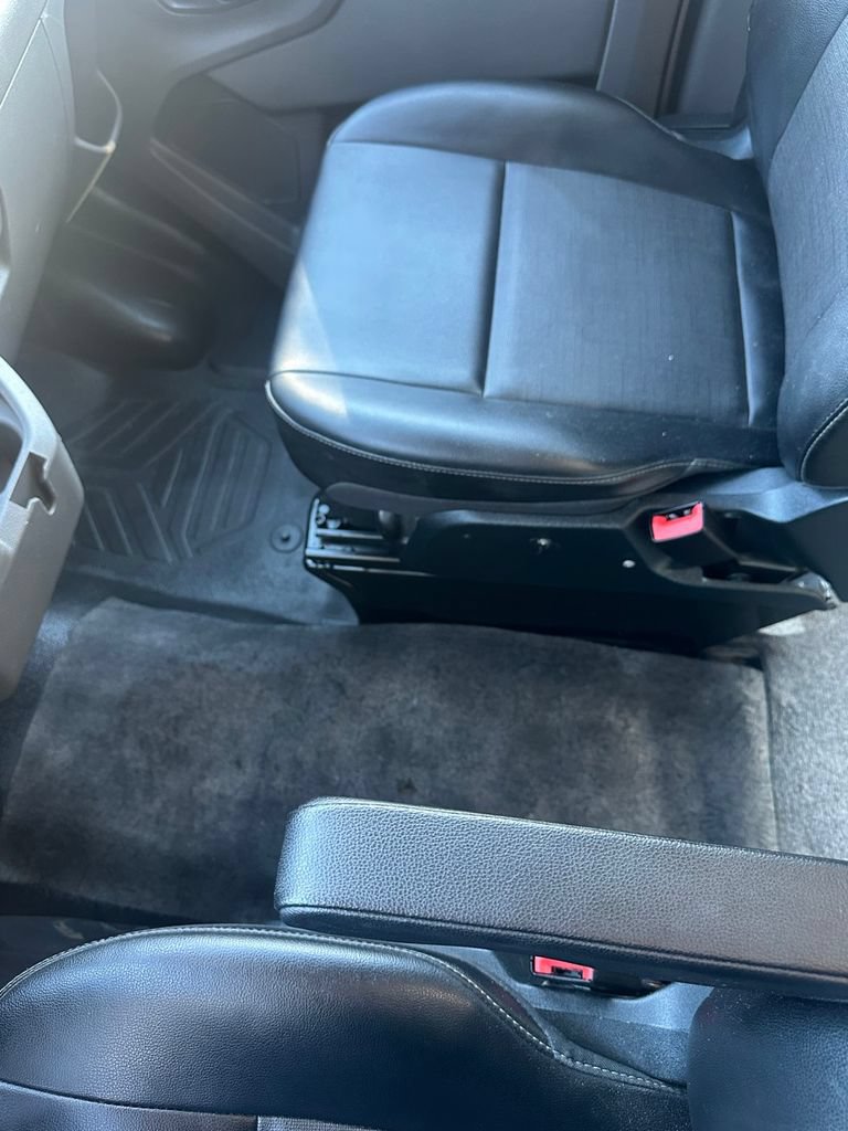Used 2023 Ford E-Transit Medium Roof RWD image 20