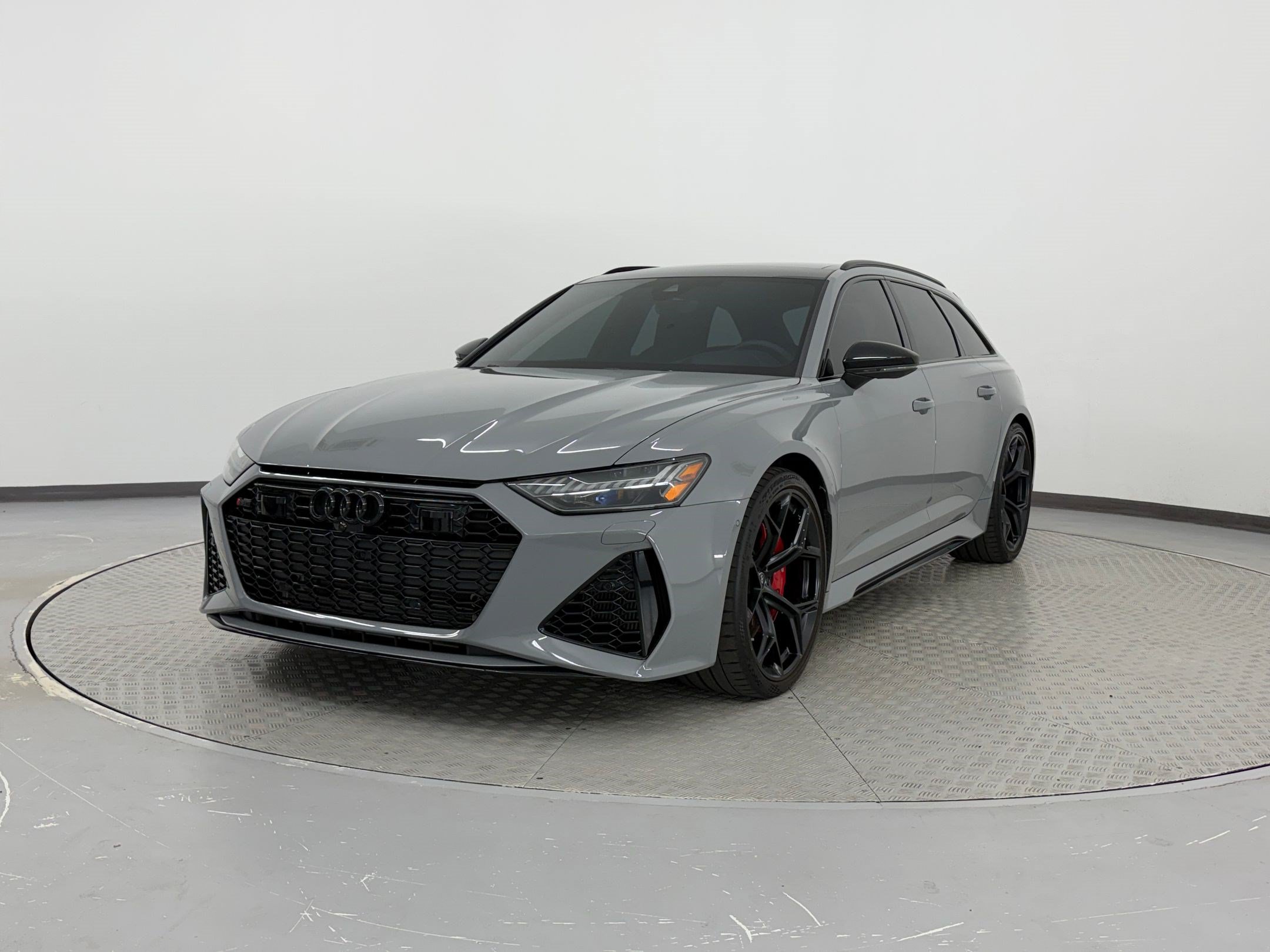 Used 2025 Audi RS 6 performance