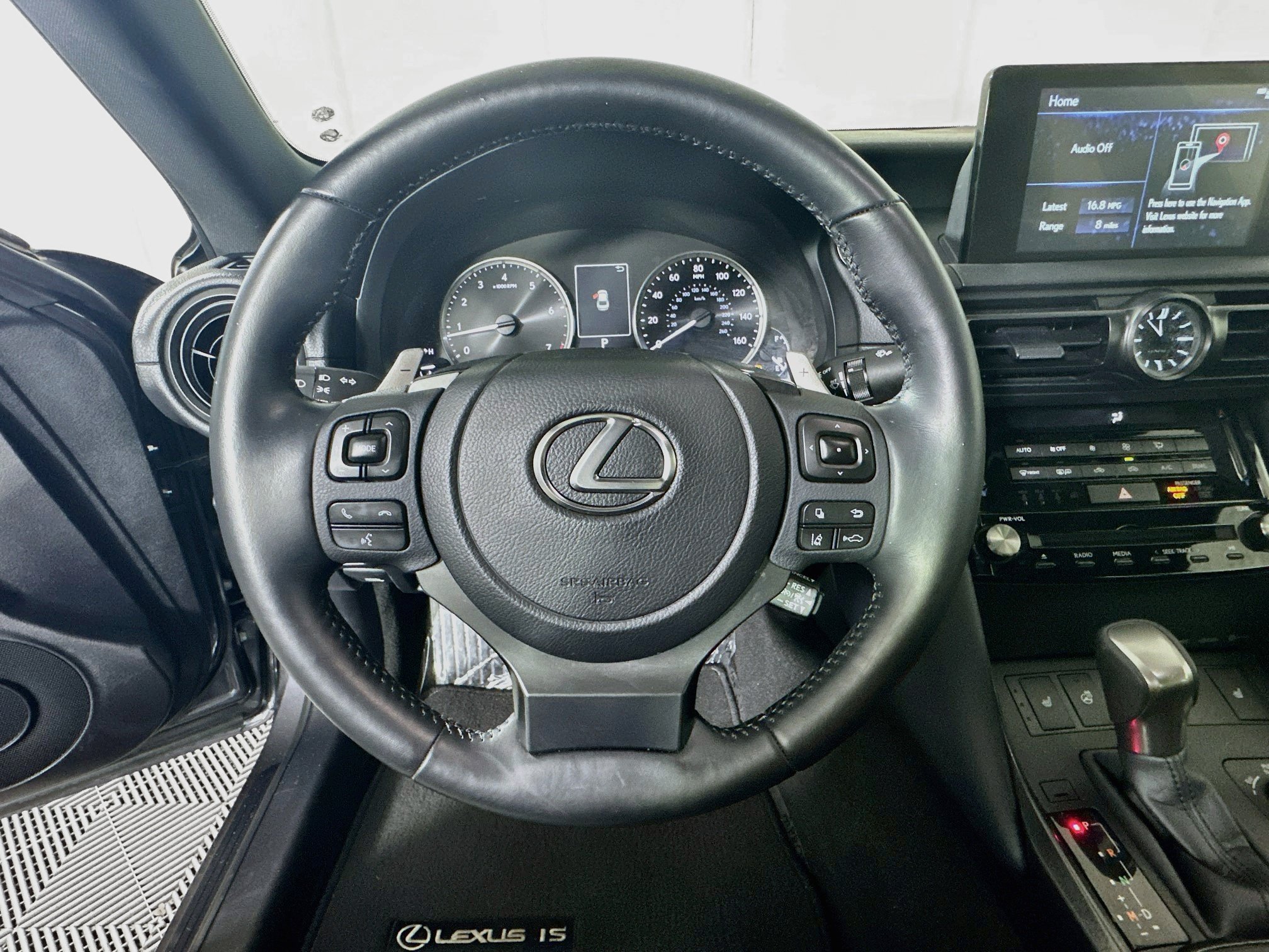 Used 2025 Lexus IS 350 F Sport w/ Accessory Package 2 RWD image 15