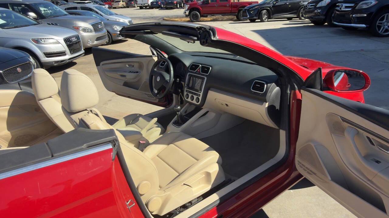 Used 2008 Volkswagen Eos image 38