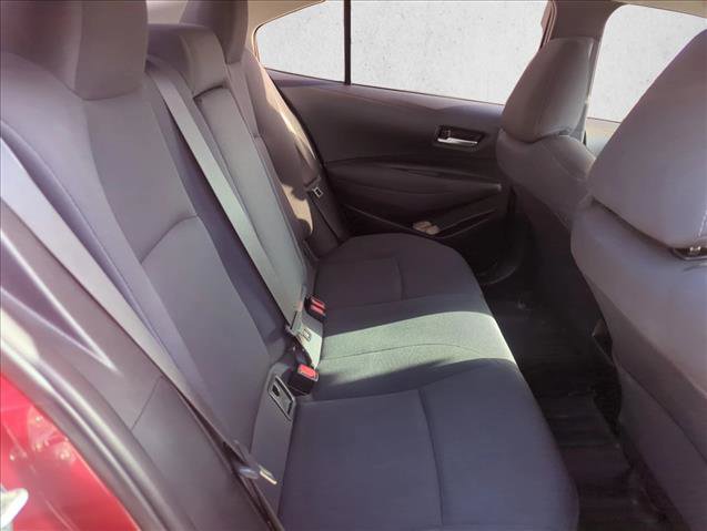 Used 2021 Toyota Corolla LE image 17