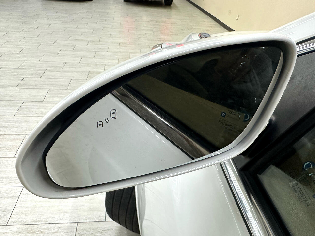 Used 2015 Buick Enclave Leather image 11