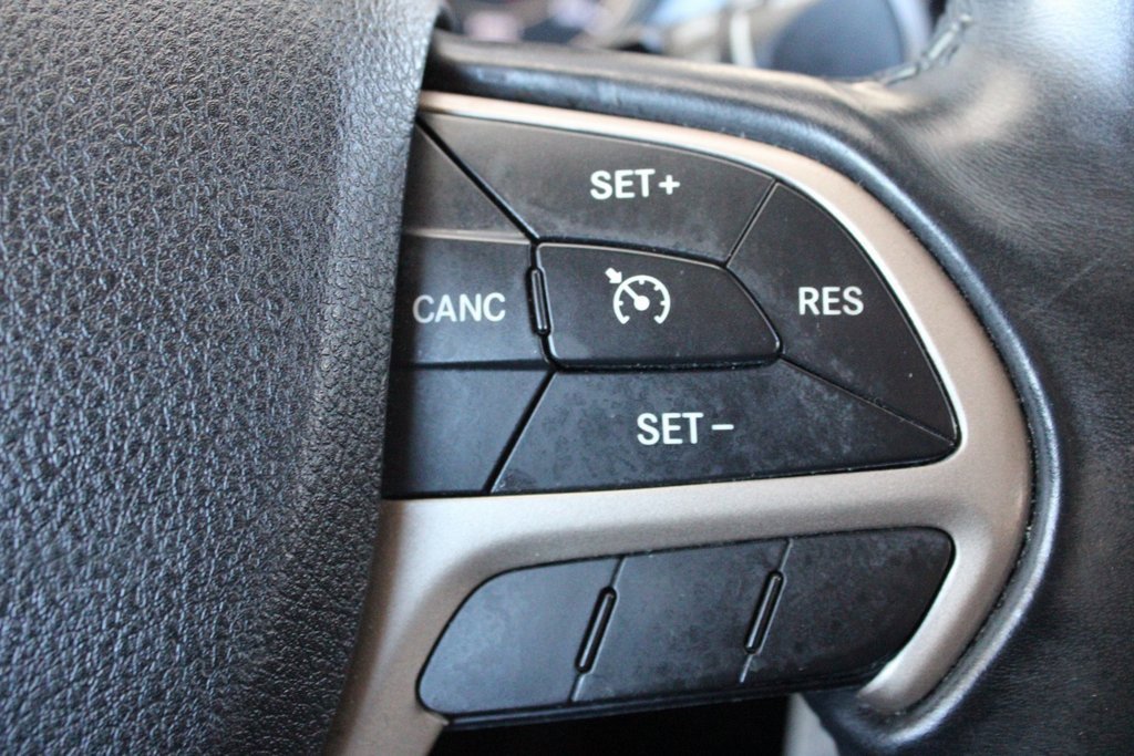 Used 2014 Jeep Cherokee Latitude image 30