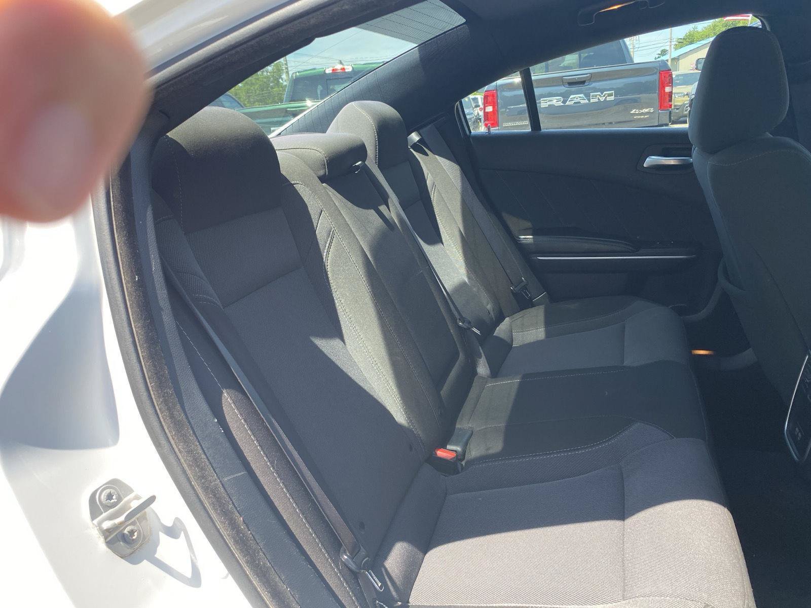 Used 2020 Dodge Charger SXT RWD image 31