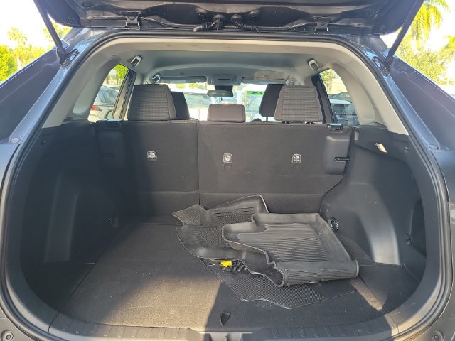 Used 2024 Toyota RAV4 LE FWD image 5