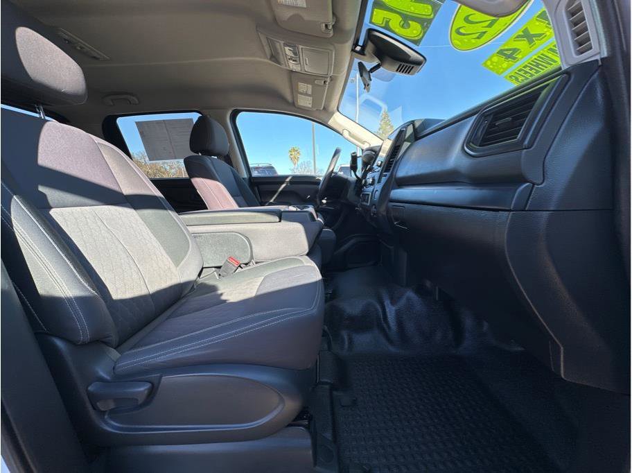 Used 2022 Nissan Titan S w/ S Utility Package image 11