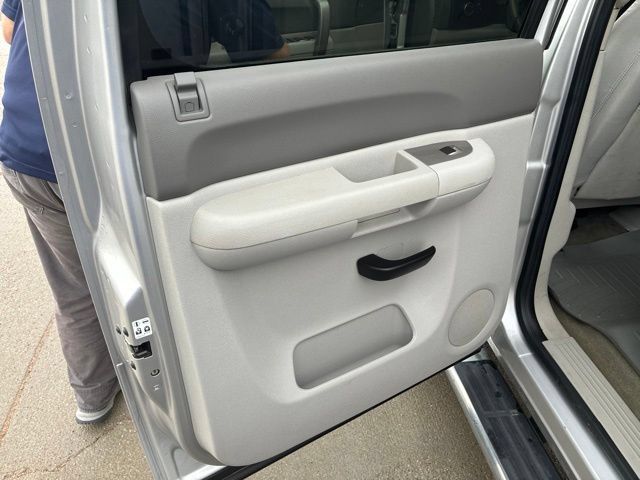 Used 2011 GMC Sierra 1500 SLE w/ Power Tech Package AWD/4WD image 9