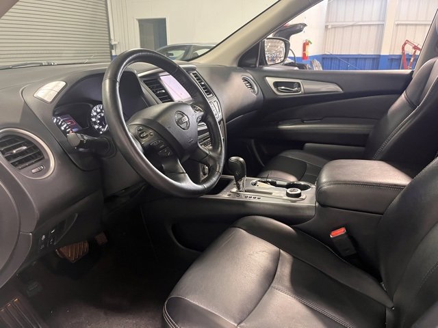 Used 2020 Nissan Pathfinder SL image 23