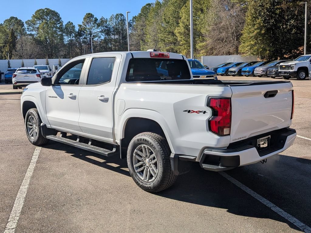 Used 2023 Chevrolet Colorado LT image 3