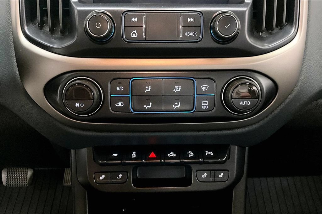 Used 2020 Chevrolet Colorado Z71 AWD/4WD image 16