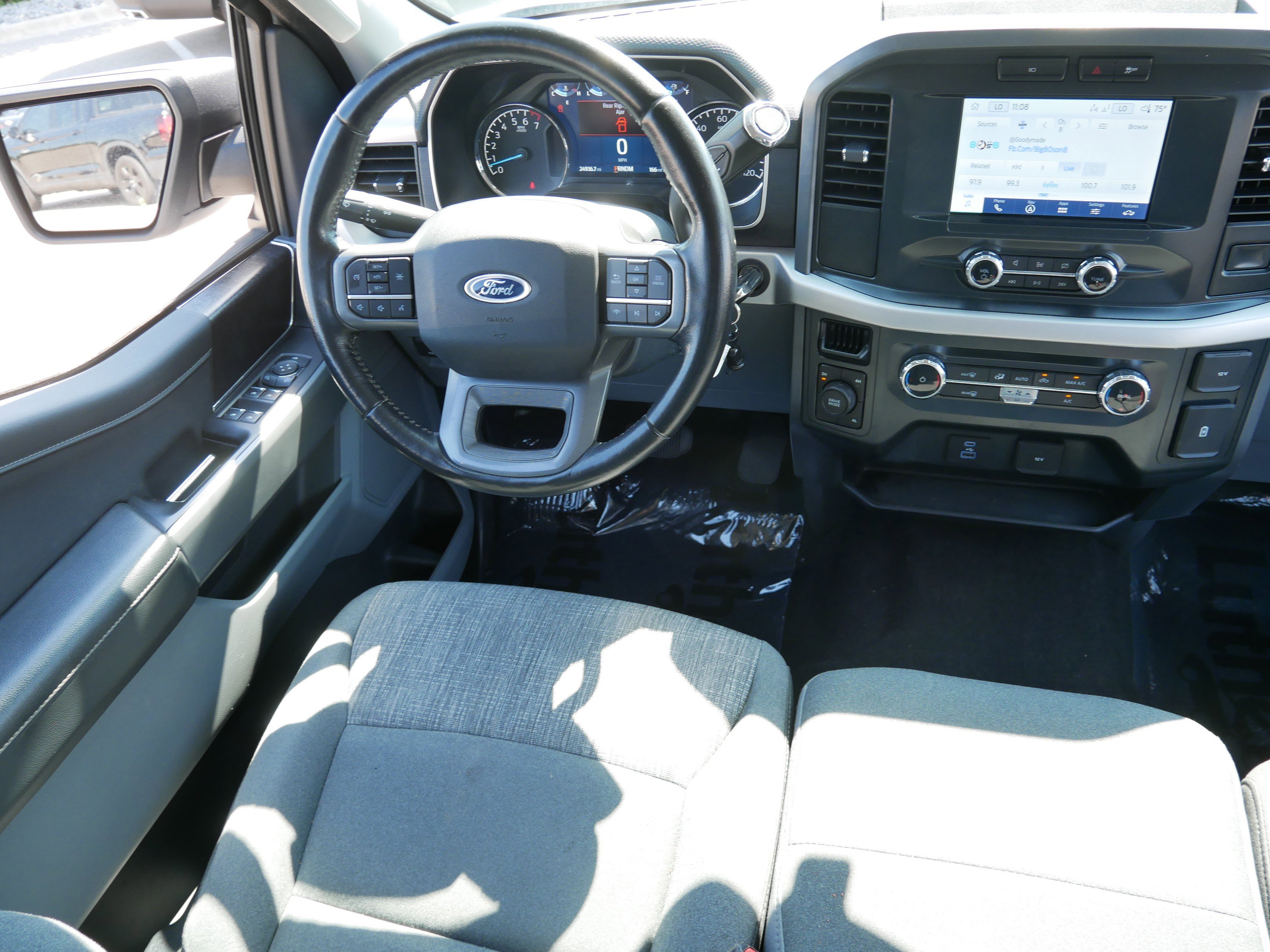 Used 2022 Ford F150 XLT w/ Equipment Group 301A Mid image 9