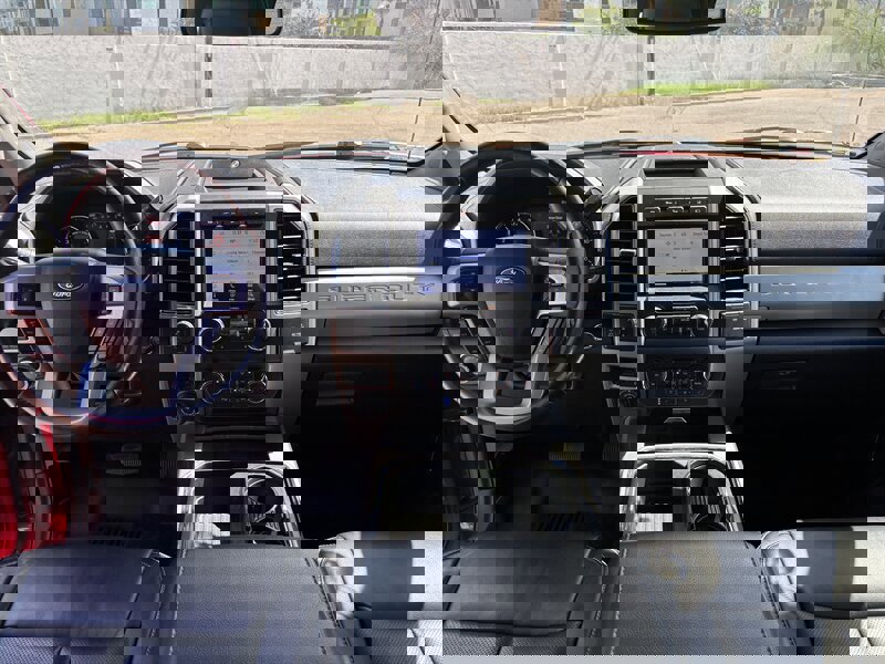 Used 2020 Ford F250 Lariat w/ Lariat Ultimate Package image 21