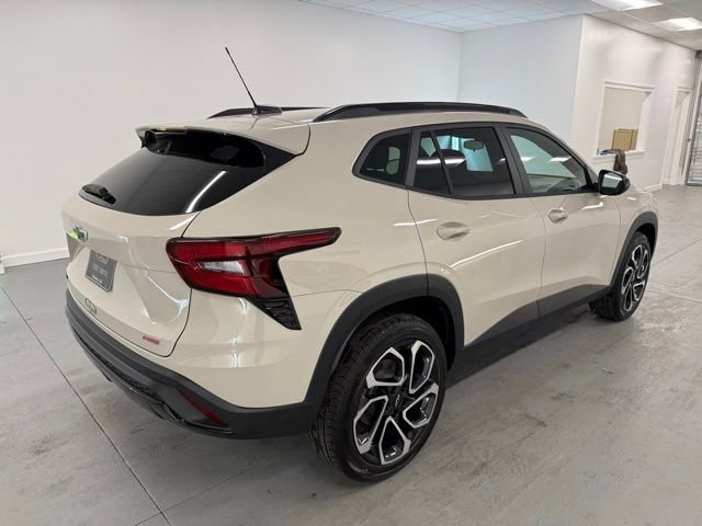 New 2026 Chevrolet Trax RS w/ Sunroof Package image 6