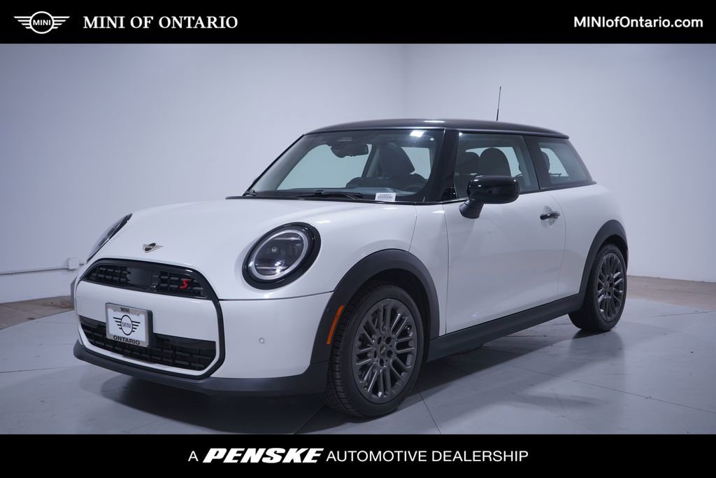Used 2025 MINI Cooper S FWD image 1