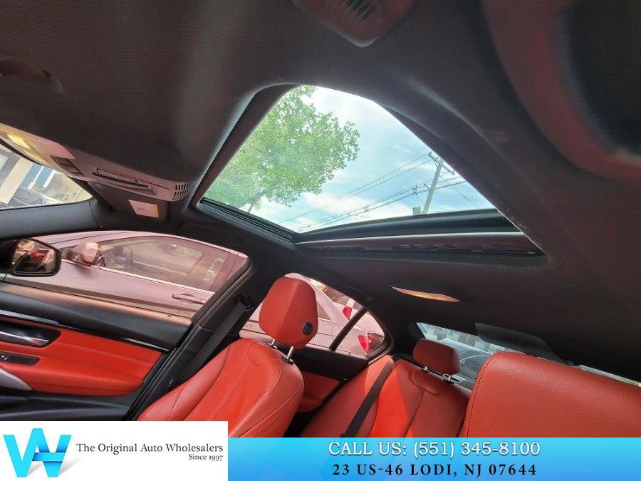 Used 2017 BMW 330i xDrive Sedan AWD/4WD image 11