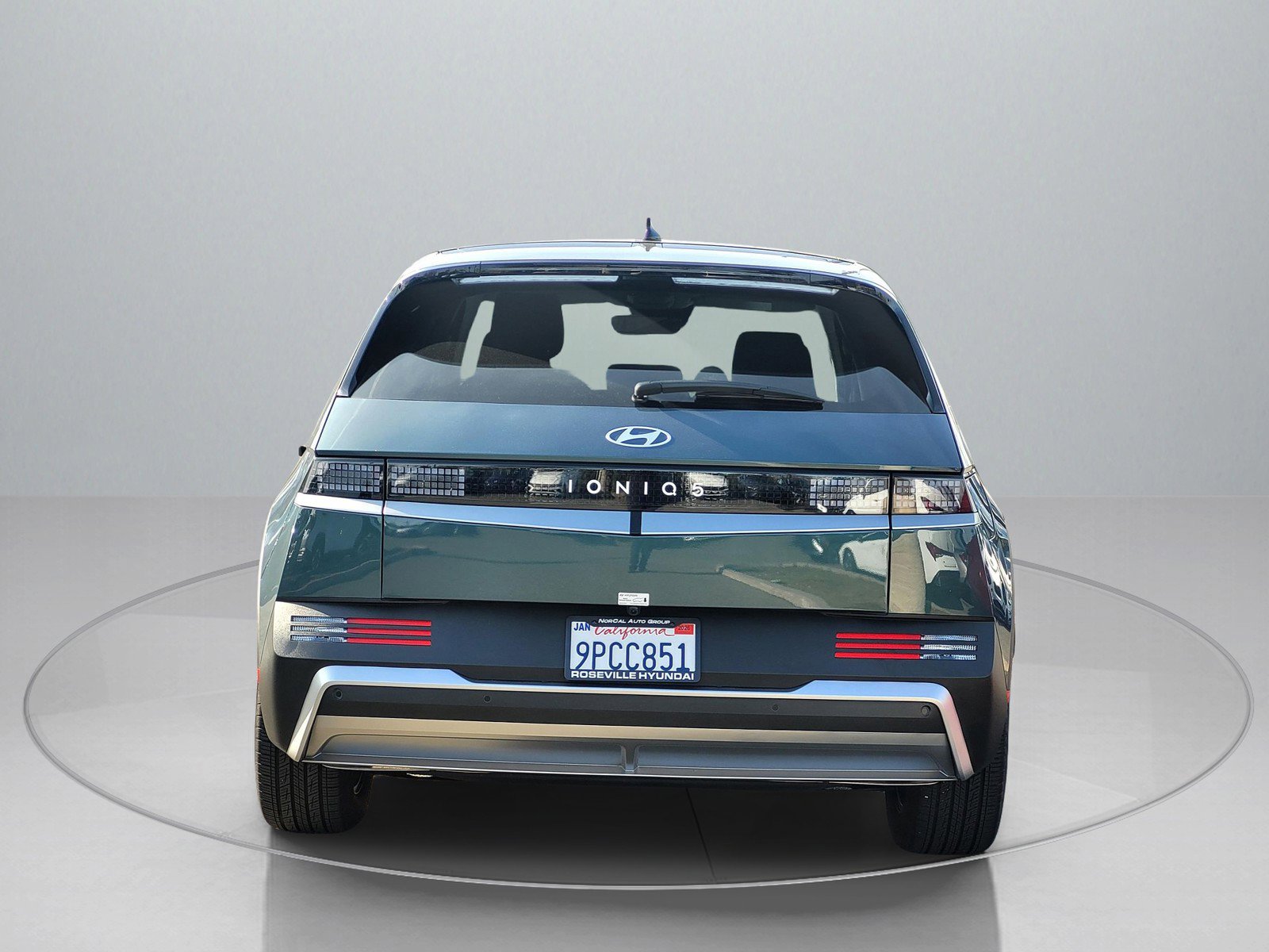 Certified 2025 Hyundai Ioniq 5 SE image 7