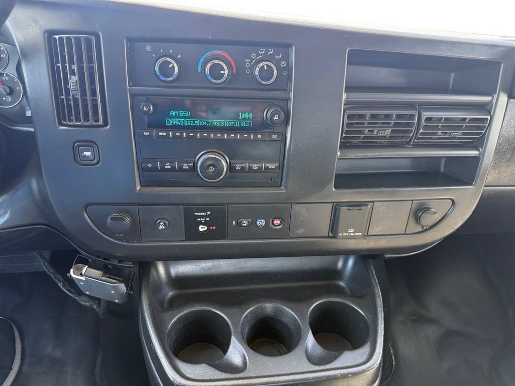 Used 2018 GMC Savana 2500 w/ Driver Convenience Package RWD image 14