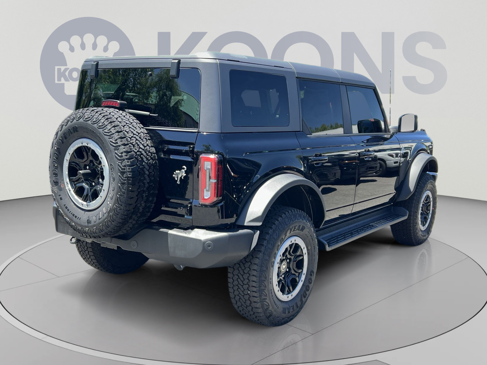 New 2025 Ford Bronco Outer Banks w/ Sasquatch Package AWD/4WD image 16