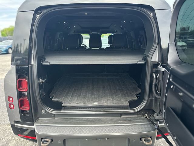 Used 2024 Land Rover Defender 130 Outbound image 27