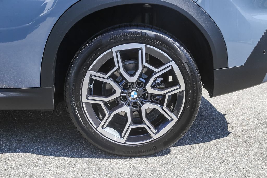 Used 2026 BMW X2 xDrive28i w/ Technology Package AWD/4WD image 8