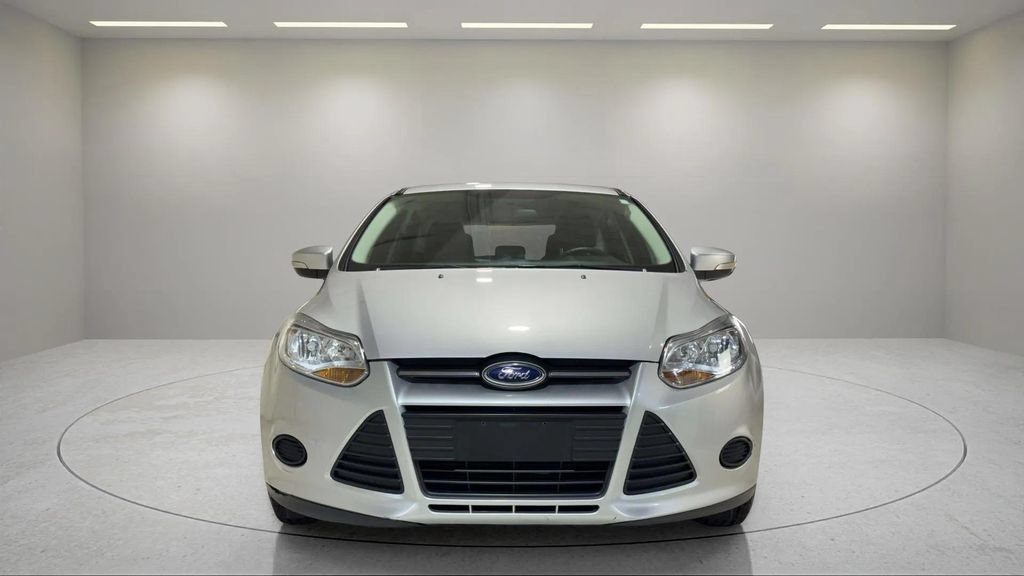 Used 2013 Ford Focus SE w/ SE Winter Pkg FWD image 17