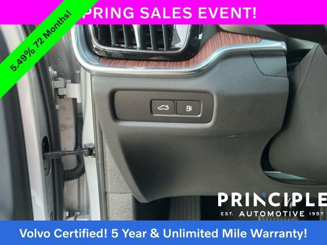 Certified 2025 Volvo S60 T8 Plus image 26