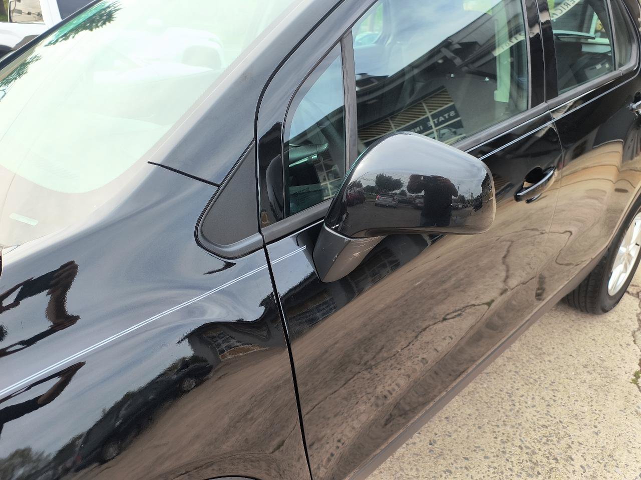 Used 2020 Chevrolet Trax LS AWD/4WD image 28